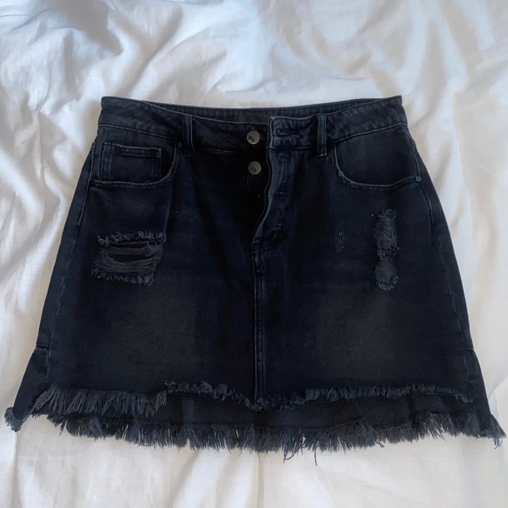 Kendall and Kylie black denim mini skirt - Picture 3 of 3